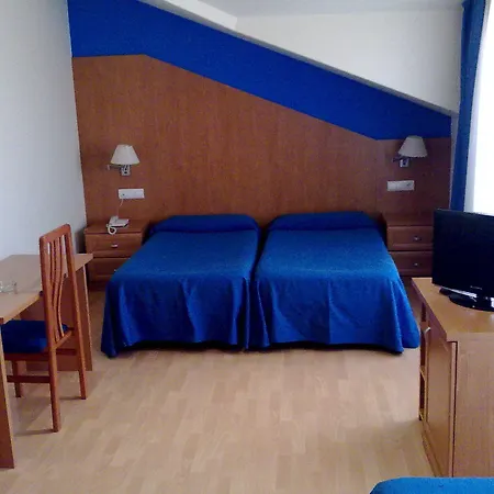 Estrella Del Alemar Loredo